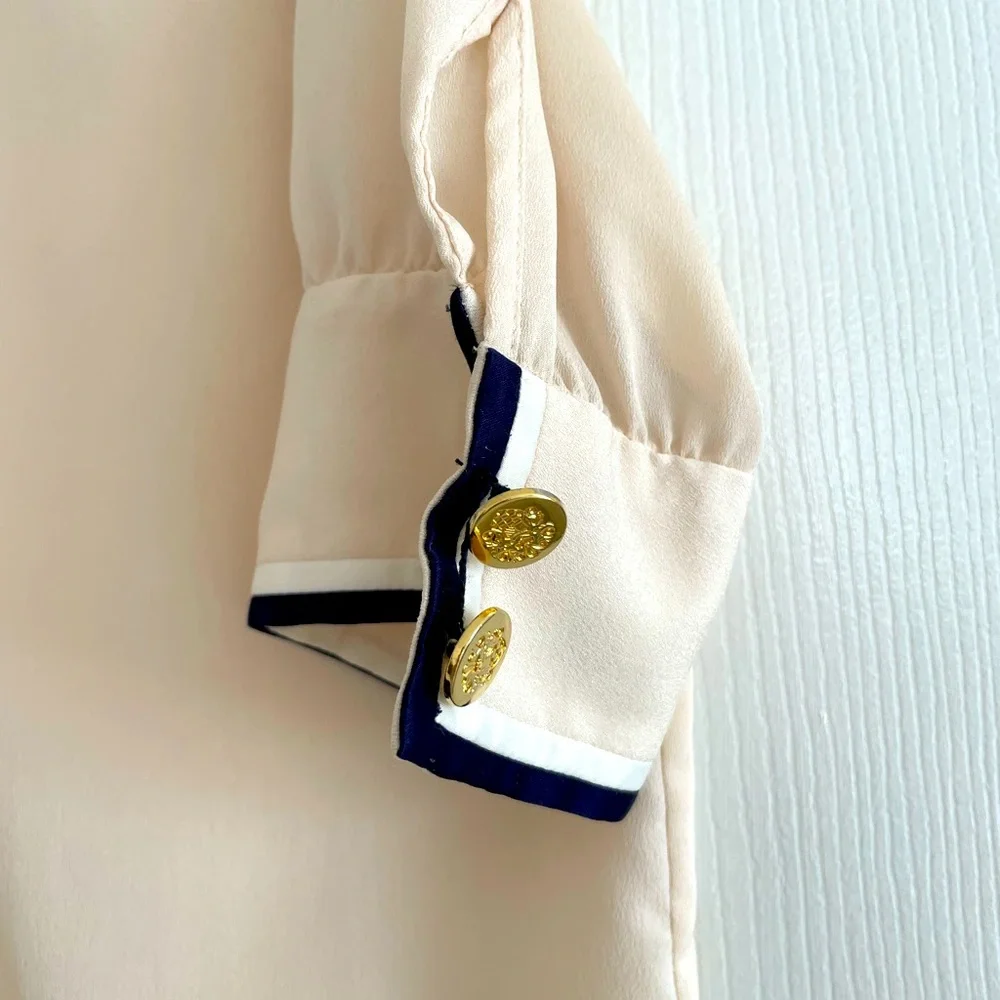 COURAGEb Blouse - Picture 3 of 4